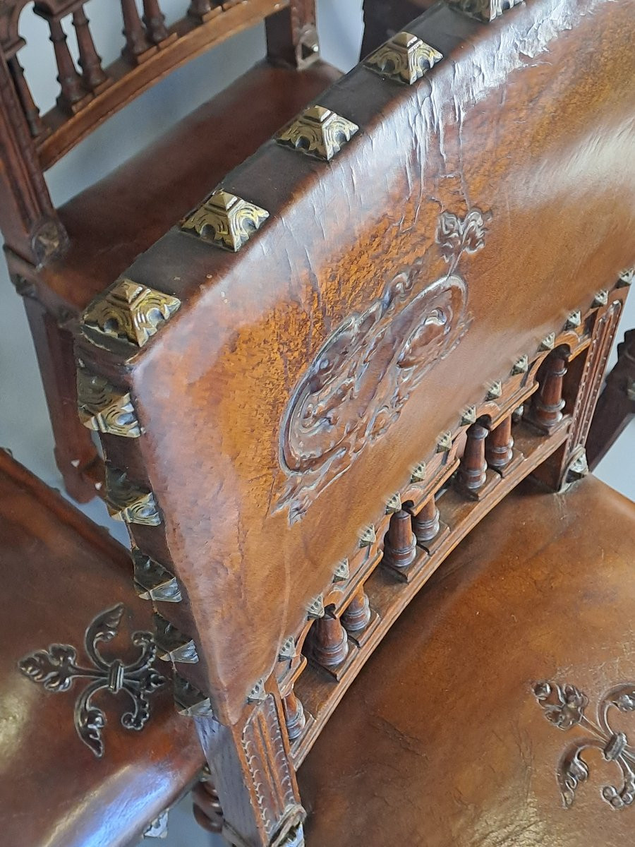 Set Of Six Renaissance-style Chairs Upholstered In Leather Embossed With A Salamander And Fleur-de-lis Motif-photo-8