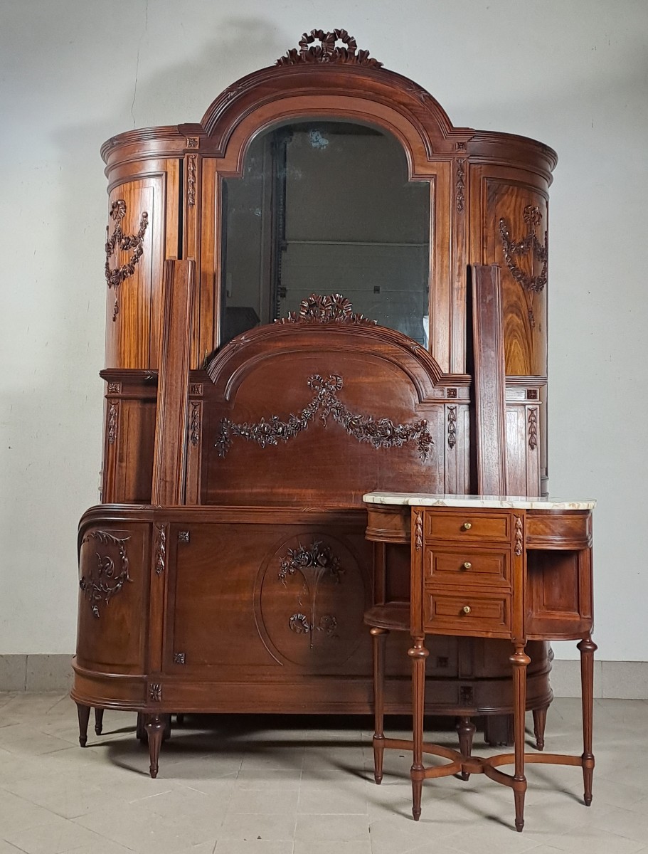 Louis XVI Style Solid Mahogany Bedroom Furniture