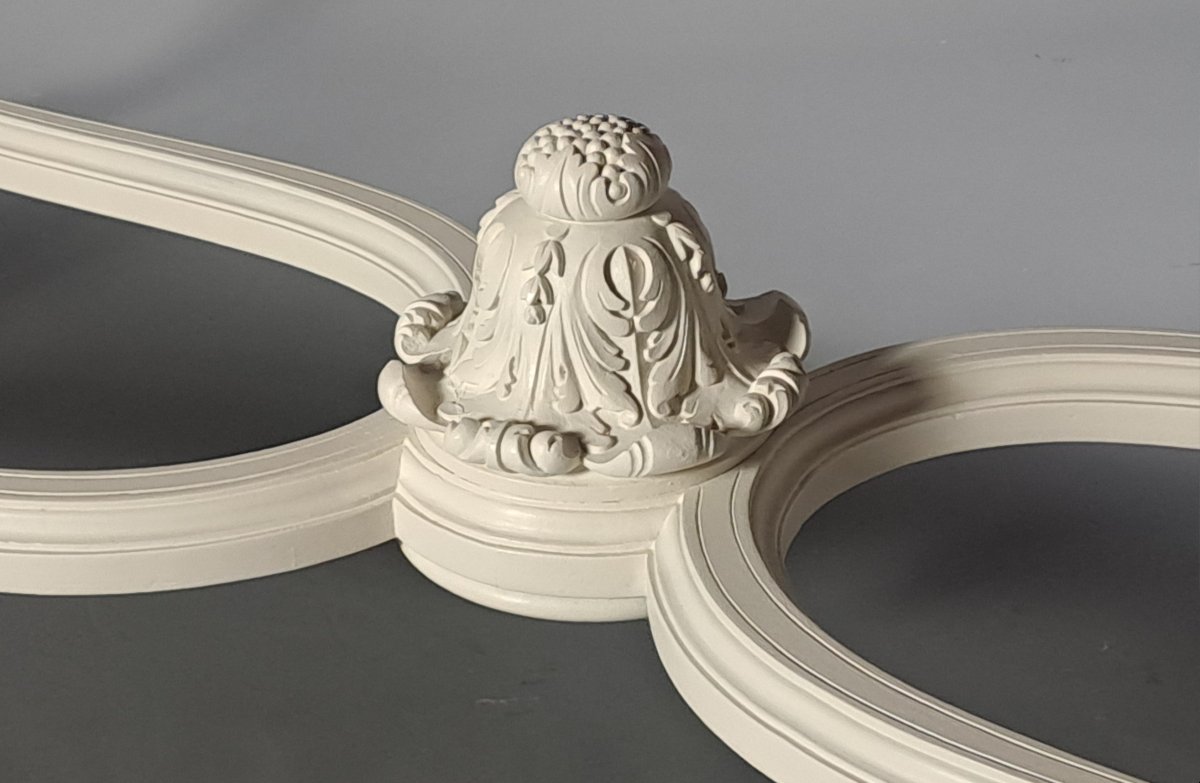 Grande Table de milieu de style Louis XV Rocaille en noyer sculpté et laqué blanc-photo-1