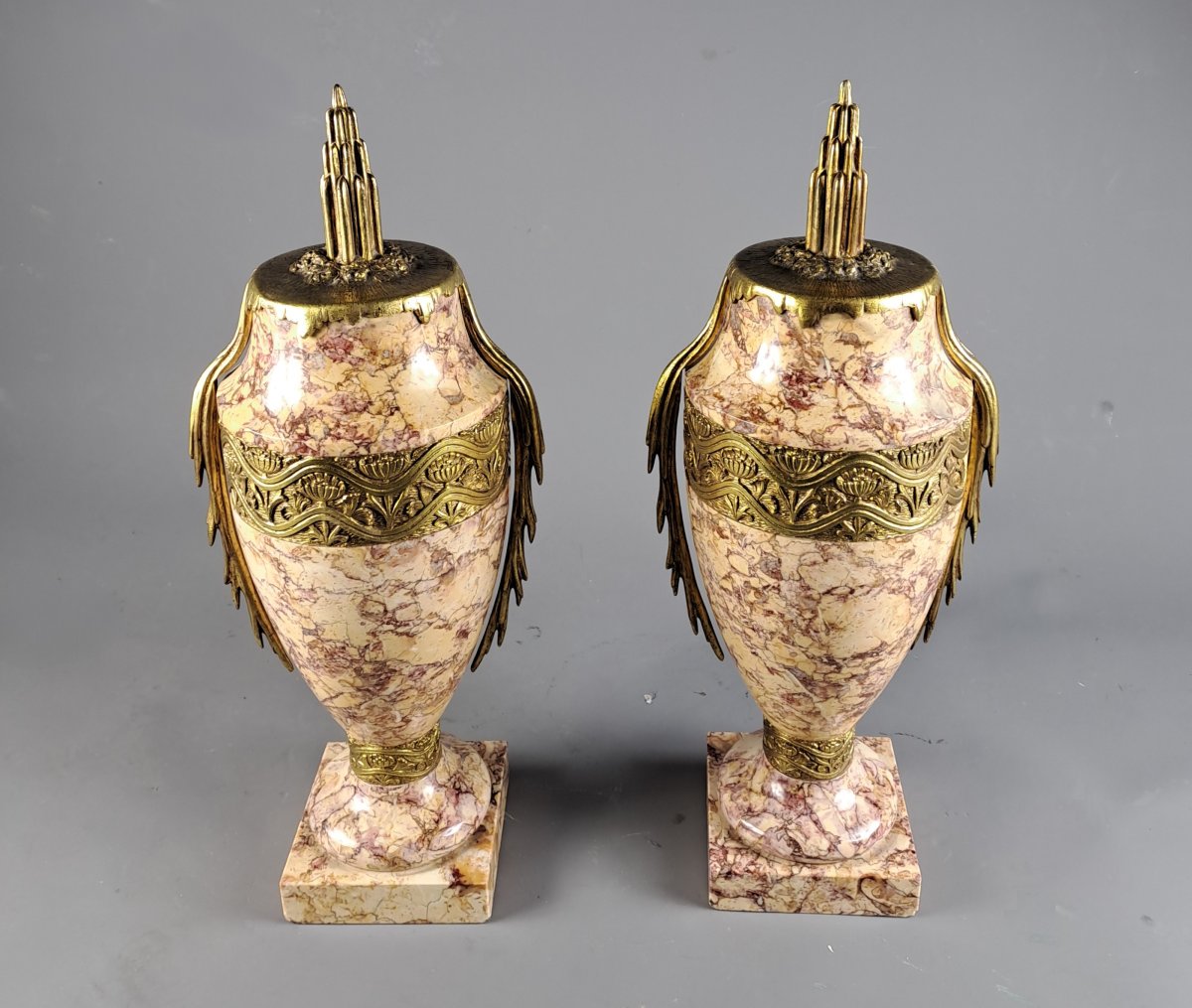 Paire de Cassolettes Art Déco en marbre et bronze doré-photo-4