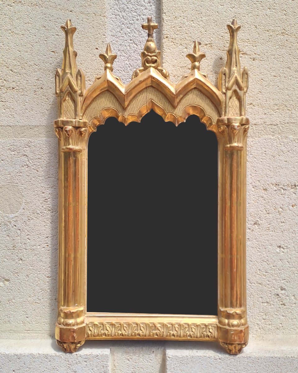 miroir ancien néo-gothique - dorure à la feuille - XIXème siècle