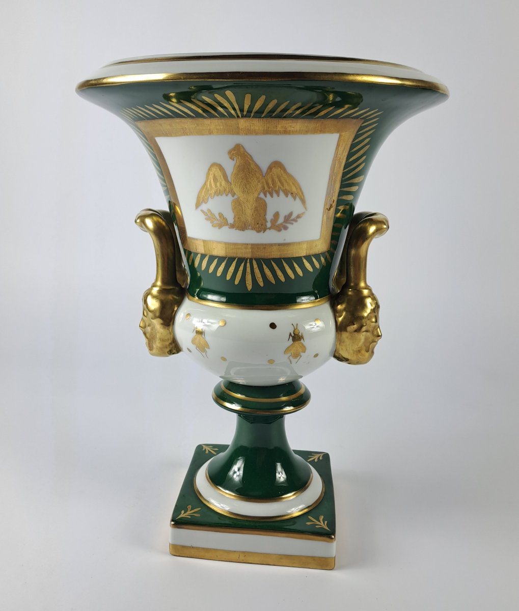 Grand Vase Médicis de style Empire en porcelaine de Limoges signé Jacques Dumont-photo-2