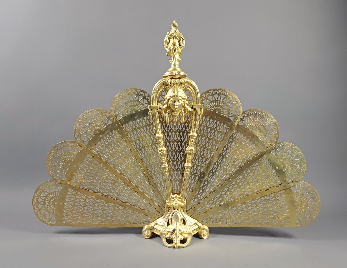 Gilded Bronze Fan-shaped Fire Screen 