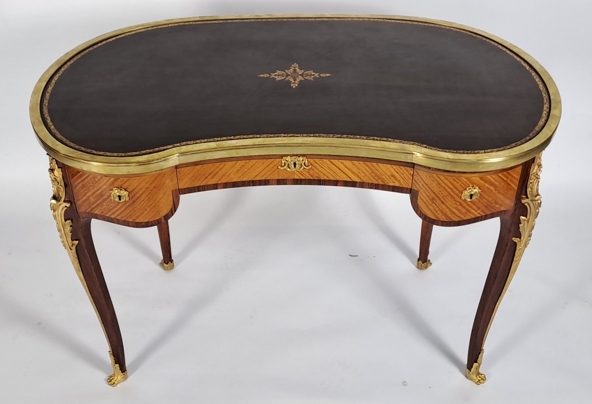 Louis XV-style Ladies' Desk In Rosewood Marquetry And Gilded Bronze-photo-1