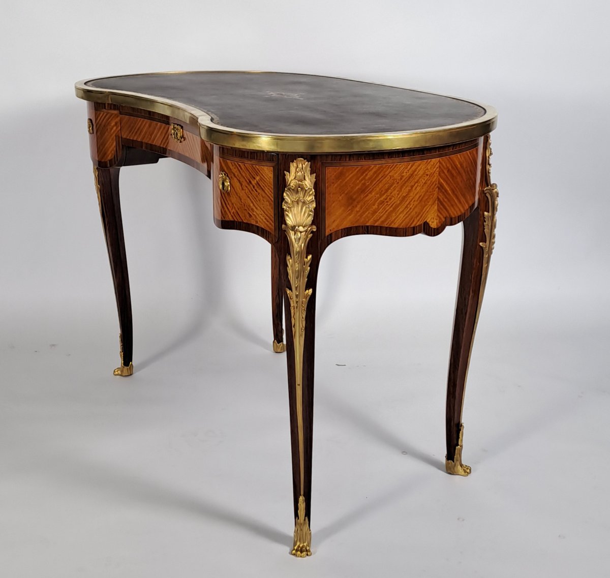 Louis XV-style Ladies' Desk In Rosewood Marquetry And Gilded Bronze-photo-3