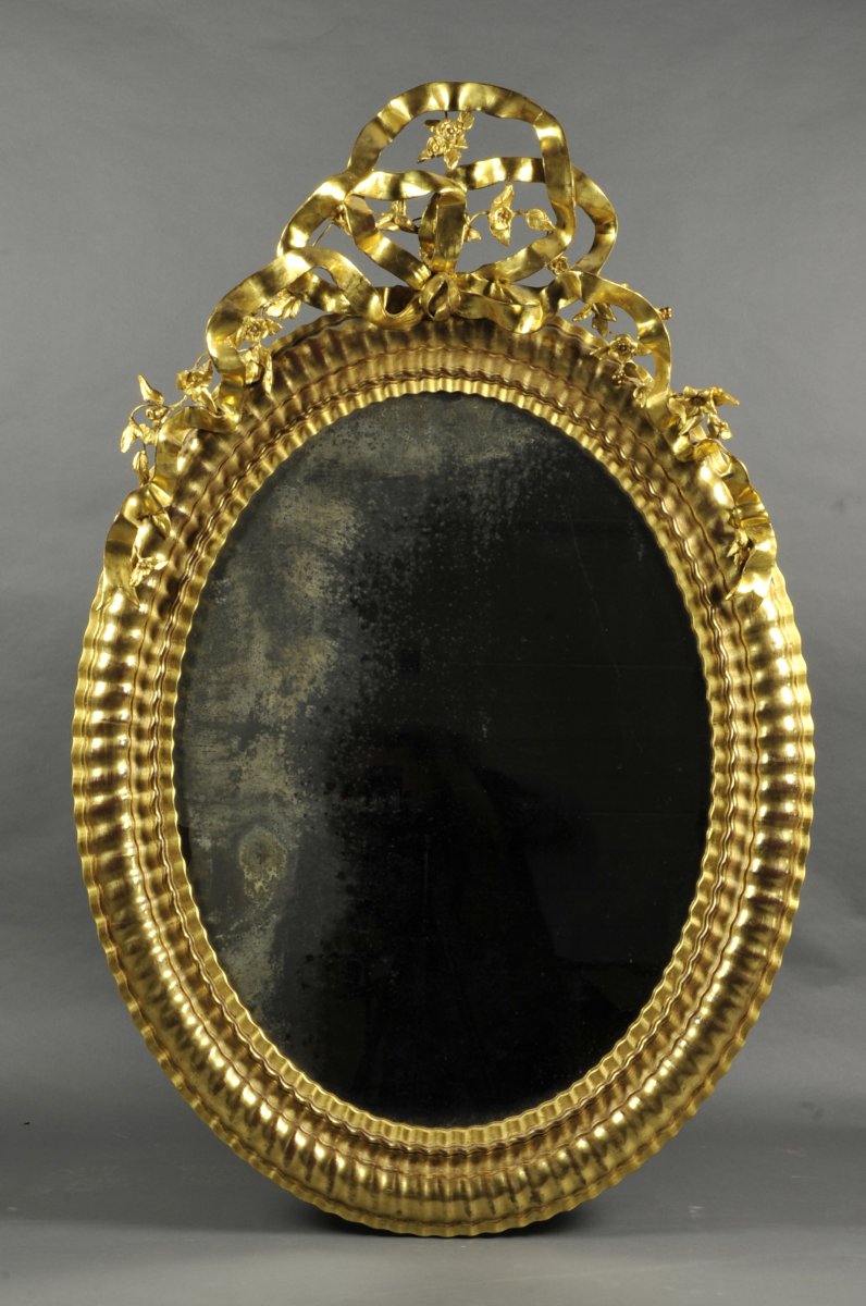 Grand Miroir Ovale d'époque Napoléon III en bois doré