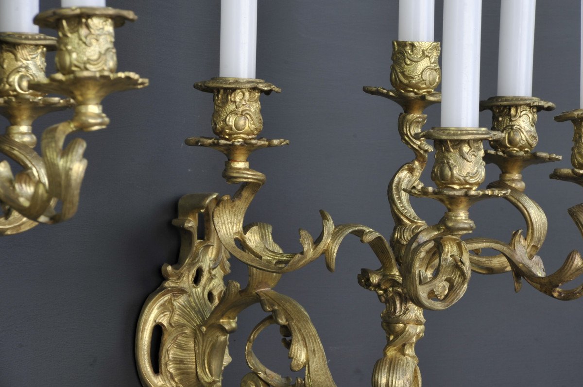 Pair Of Louis XV Style Wall Lights In Gilt Bronze-photo-4