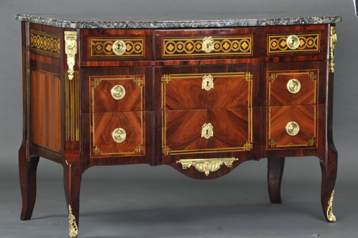 Large Commode Transition With Marquetry Of Quartefeuille-photo-2