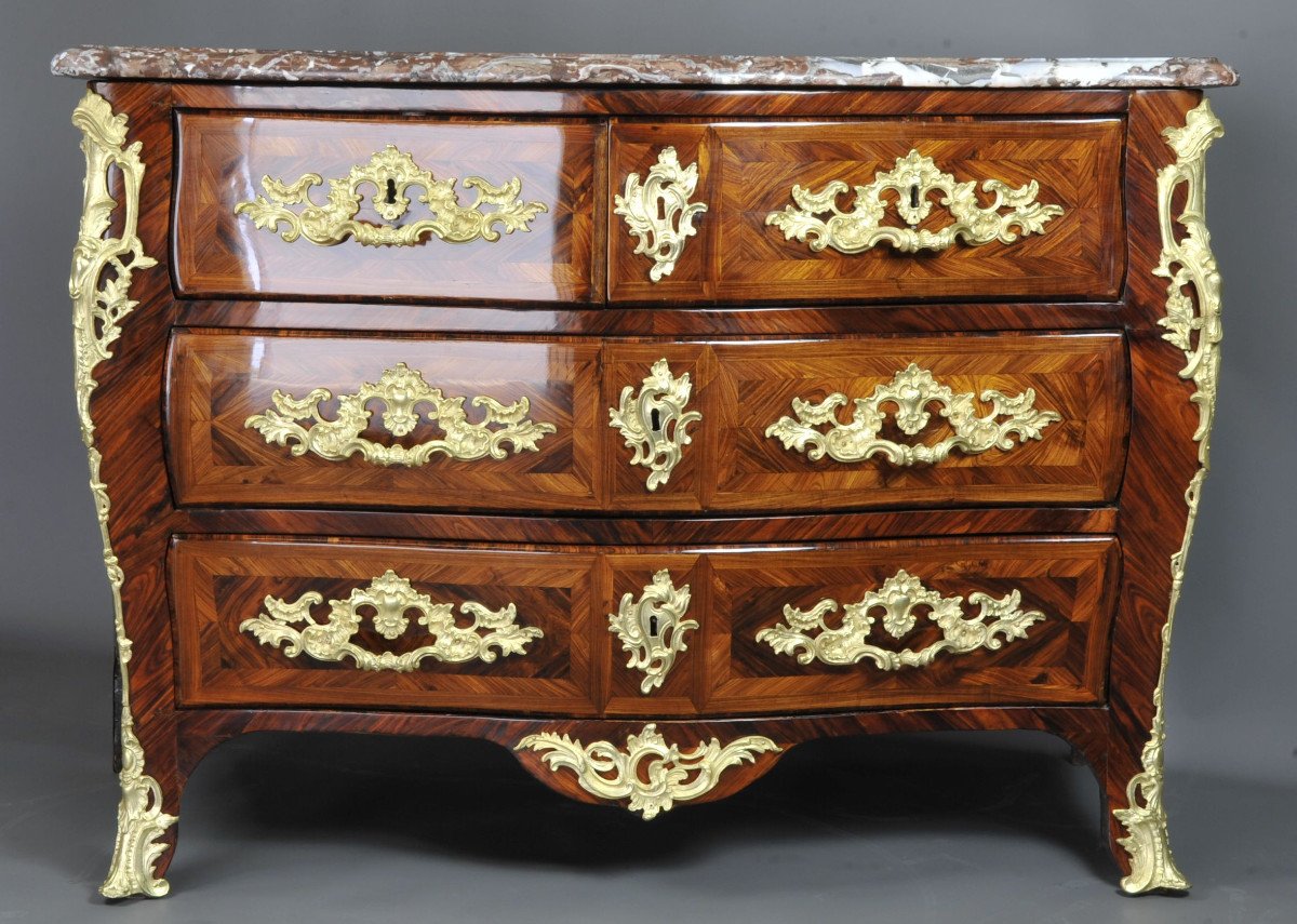 Louis XV Commode - Crowned C Bronzes-photo-1