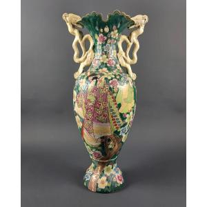 Large Japanese Vase With Geisha Decor