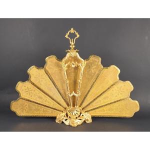 Fan-shaped Fire Screen In Gilded Bronze