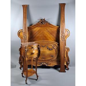 Bedroom Furniture - Louis XV Rocaille-style Bed And Nightstand In Solid Walnut