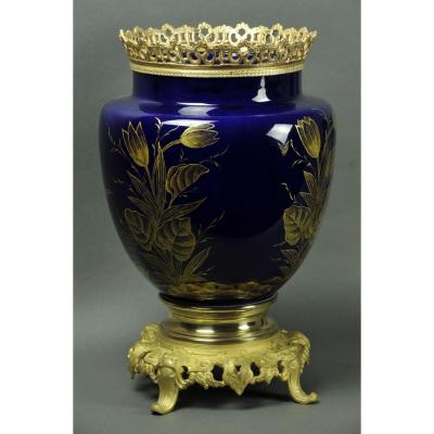 Important Cache Pot Art Nouveau De La Fin Du 19ième Siécle 