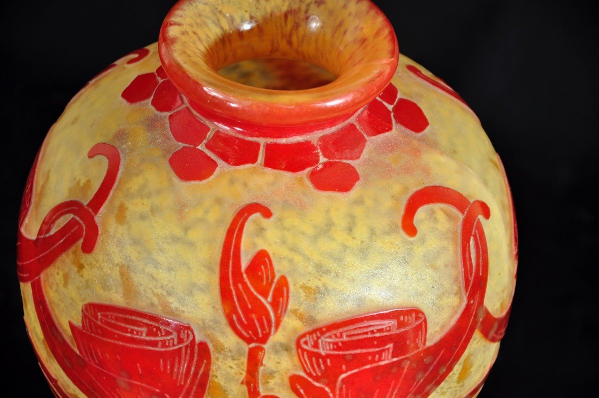 Vase patte de verre multicouche Art Déco signé Le Verre Français-photo-3