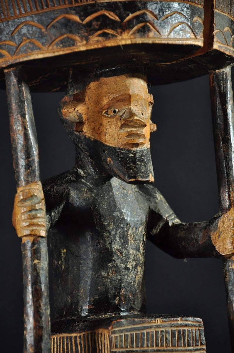 African Dignitary's Seat Carved In Wood, Early 20th Century-photo-2