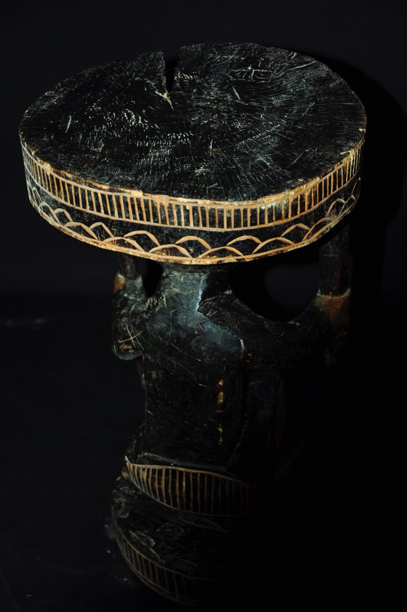 African Dignitary's Seat Carved In Wood, Early 20th Century-photo-4