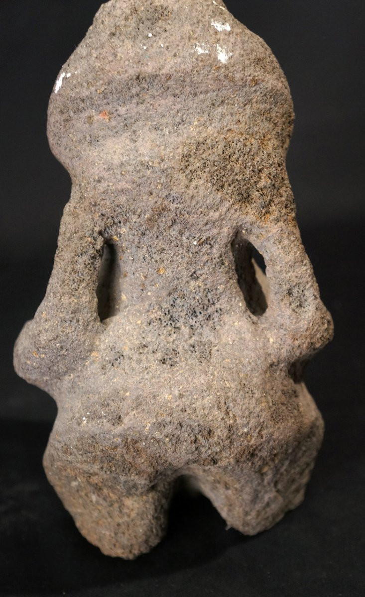 Anthropomorphic Figure In Volcanic Stone, Oceanic Tribal Art, 17th Century-photo-4