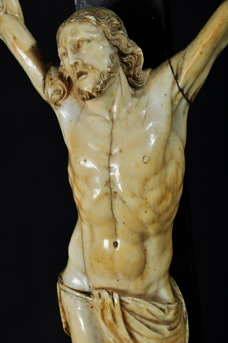 Crucifix In Blackened Wood, Christ In Carved Ivory, 17th Century-photo-2
