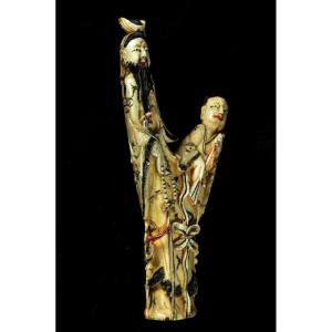 Chatgpt A Dit : Carved Figures (china, Late 19th – Early 20th Century) Made From Stag Antler