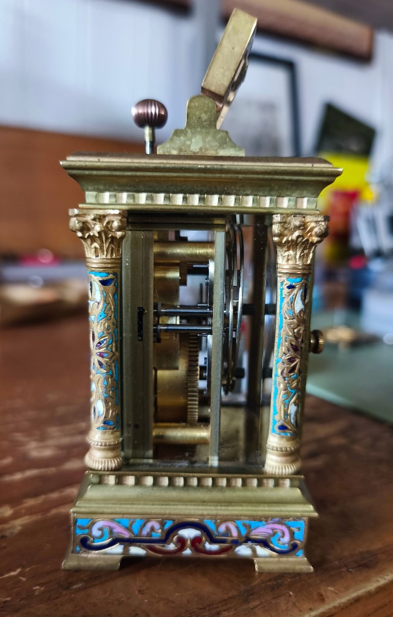 Miniature Travel Clock With Minute Repeater -photo-4
