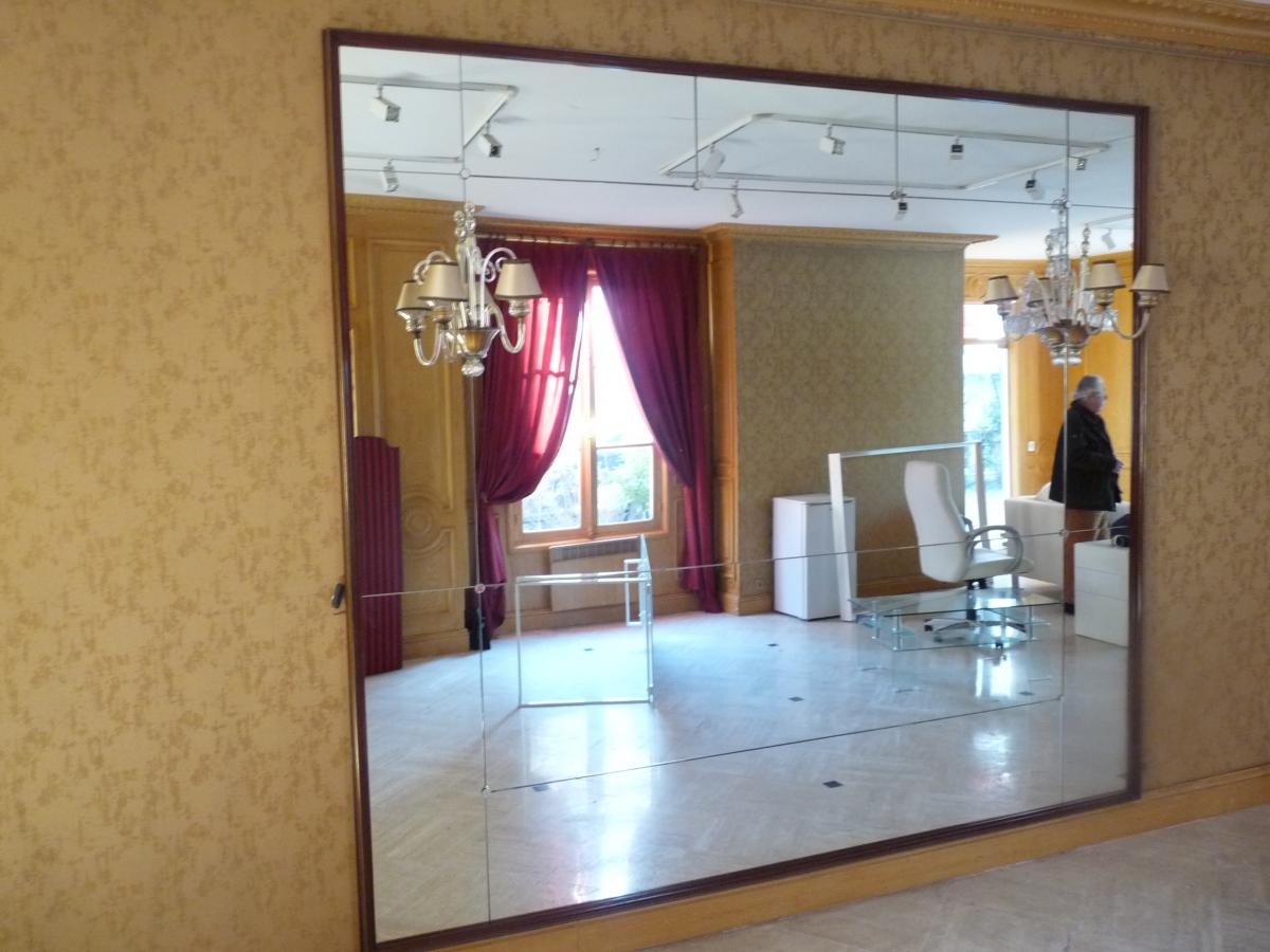 Miroir avec appliques