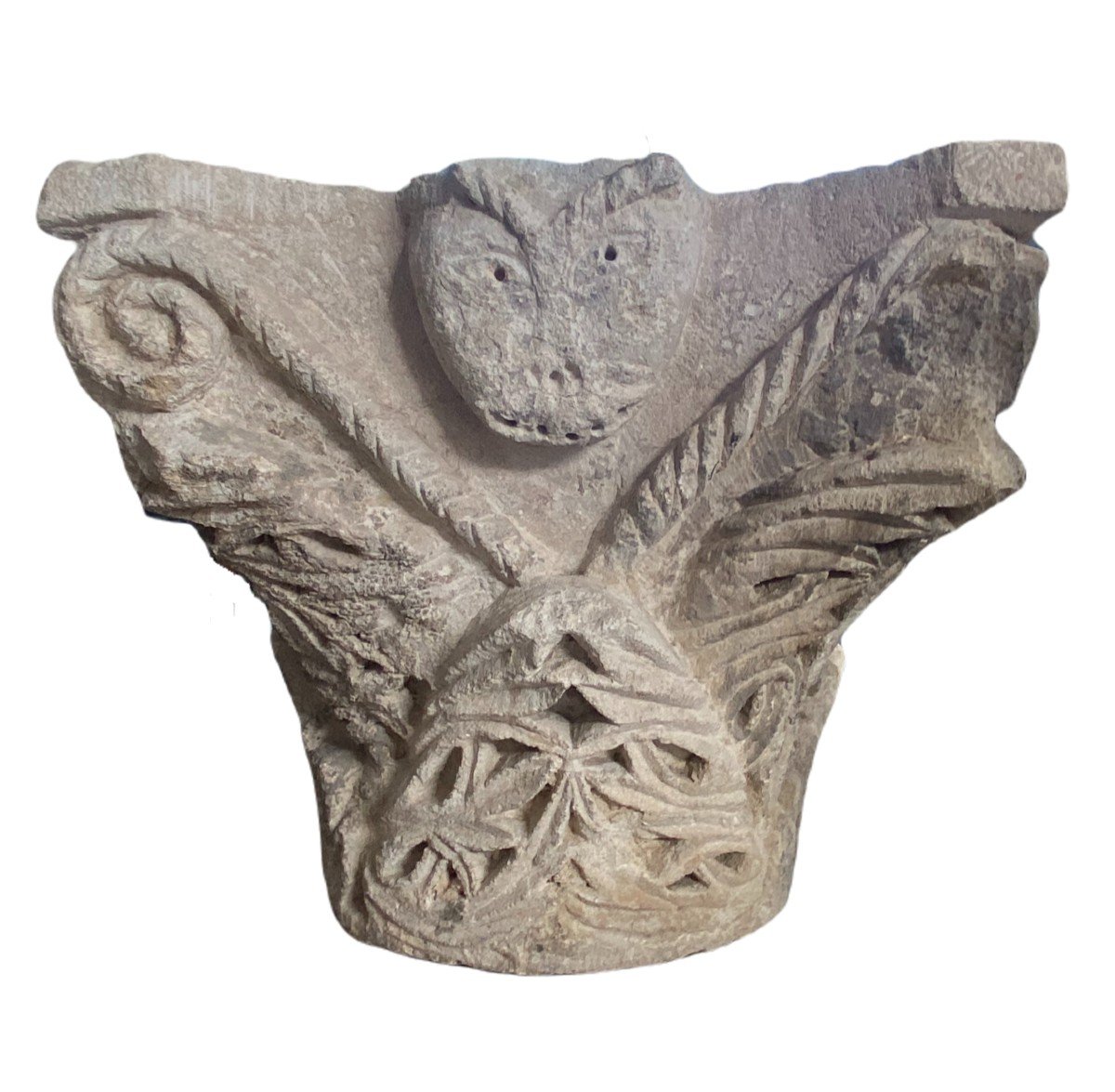 Important Romanesque  Capital-photo-2