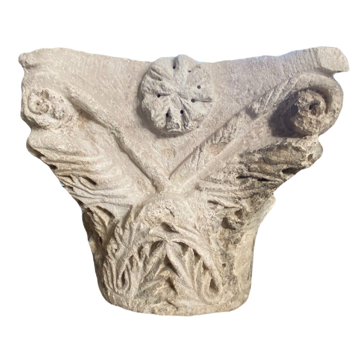 Important Romanesque  Capital-photo-4