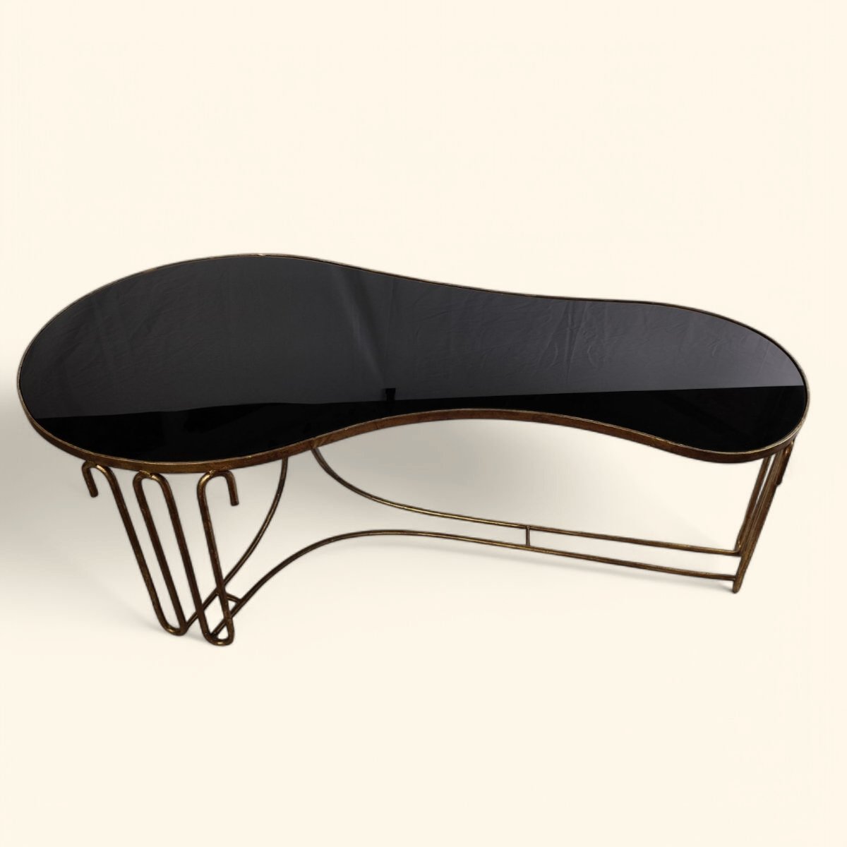 Table Rognon en Métal Doré dans le Style de la Table "Ondulation" de Jean Royère -photo-1