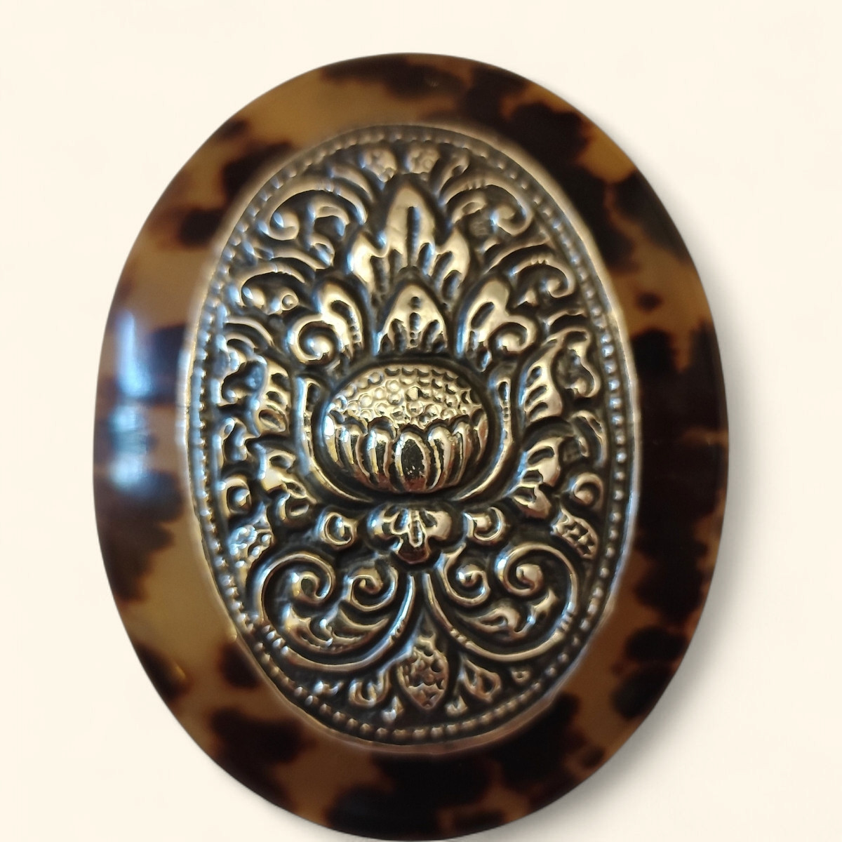 Rare Ensemble de Quatre Boites Gigognes en Ecaille de Tortue et Argent, Yogyakarta, Indonésie, 