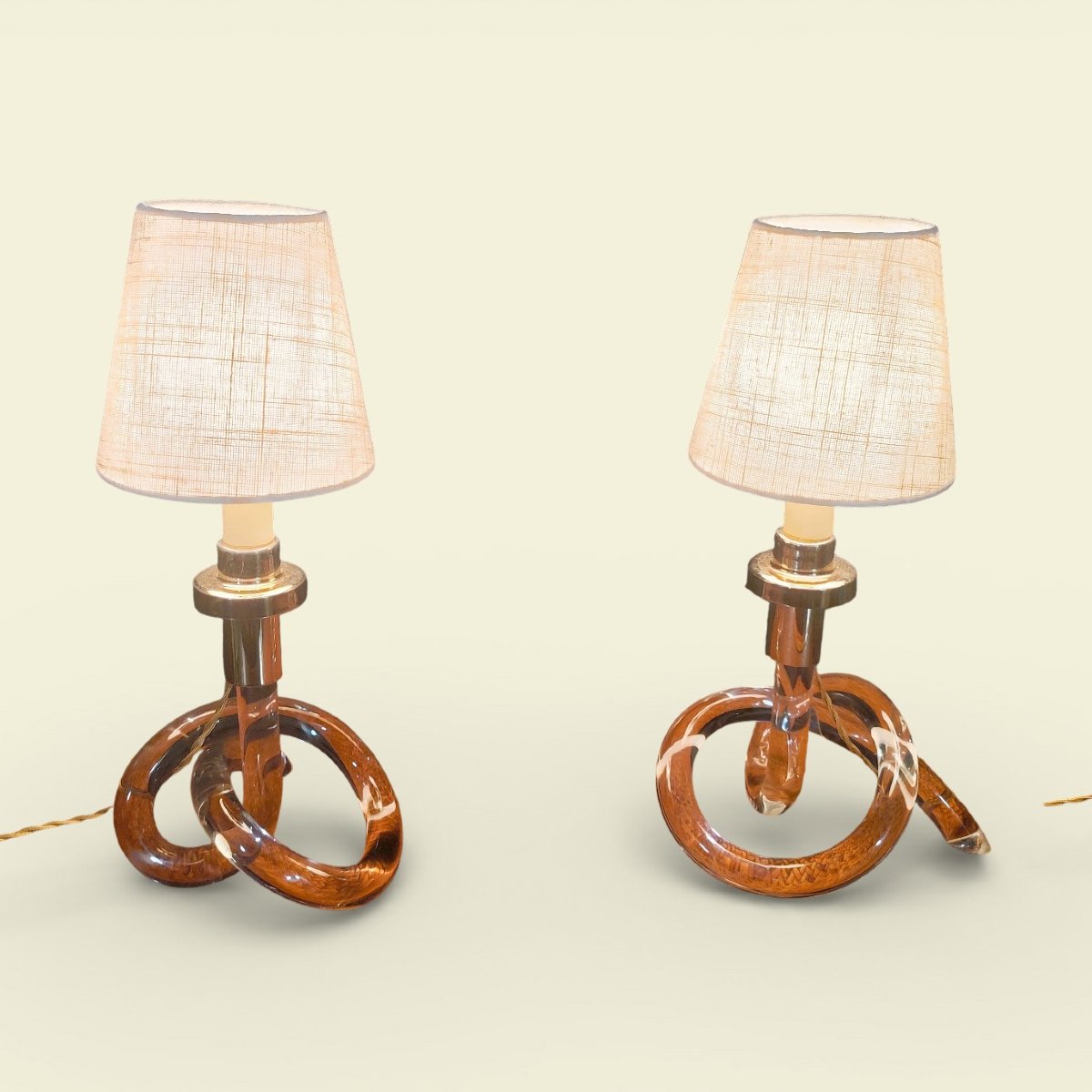 Pair Of "pretzel" Lamps In Lucite And Brass, By Dorothy Thorpe (1901-photo-3
