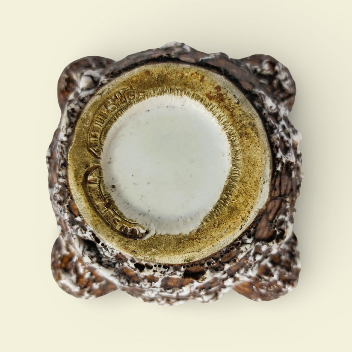 "Fatlava"Cendrier « Pilon et Mortier » de Marius Giuge.-photo-1