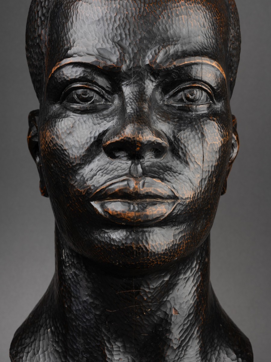 Buste d'un homme africain-photo-2