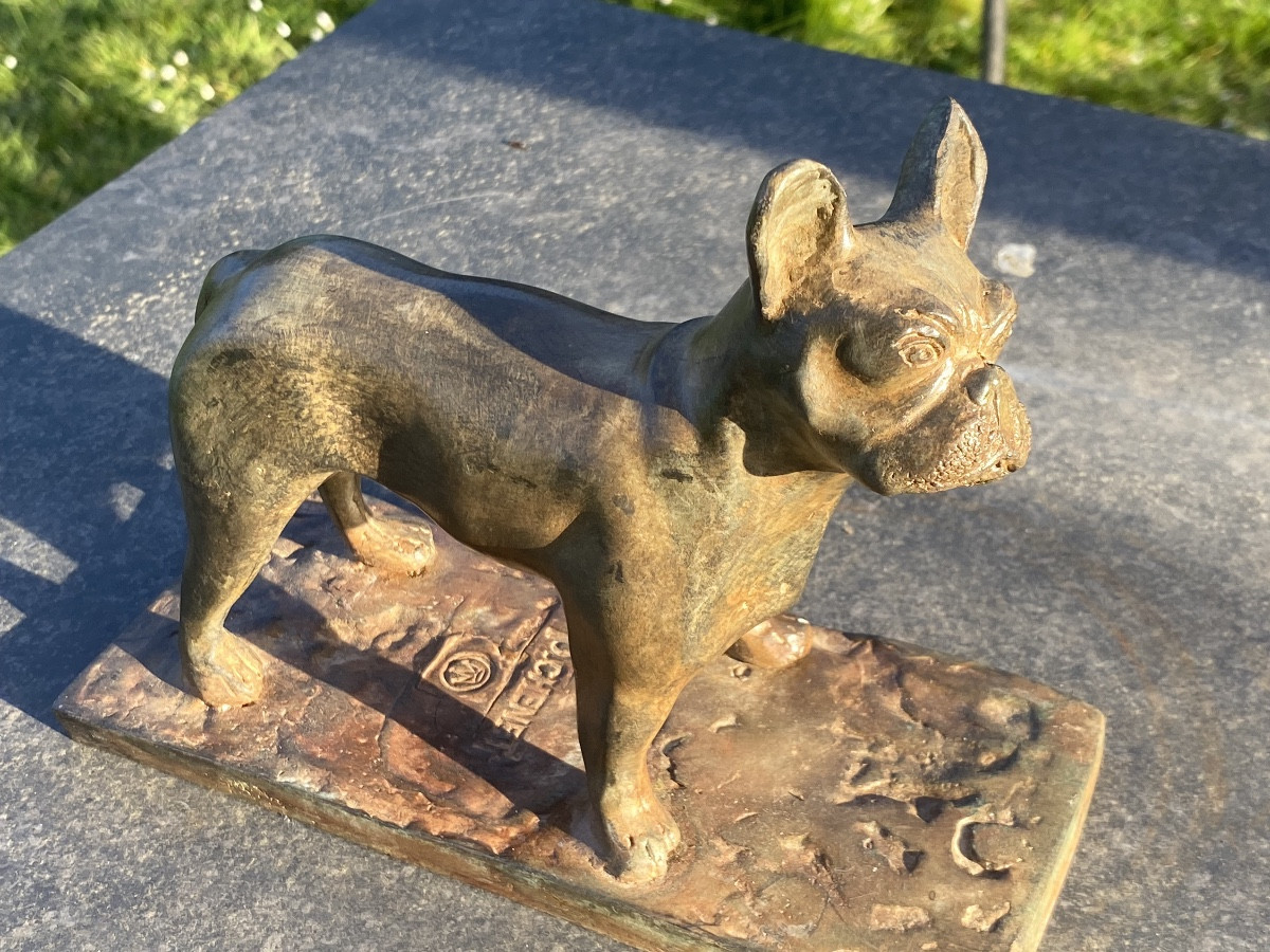 Bronze Animal Signed Pierre Chenet Representing A French Bulldog, 20th Century.