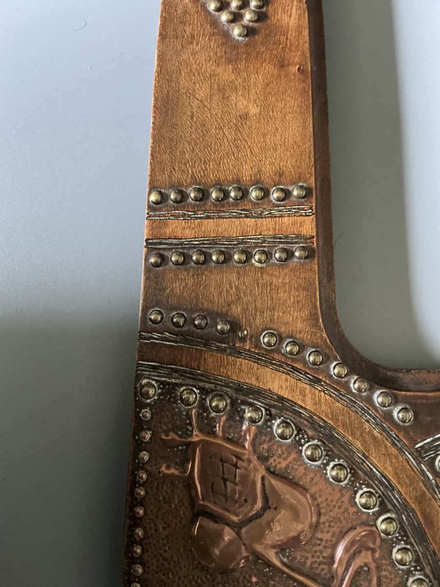 Cadre photographique en bois et cuivre repoussé, esprit dinanderie, Art nouveau et Arts & Craft-photo-3