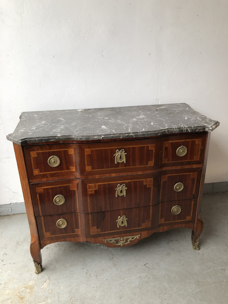 COMMODE A RESSAUT  EN MARQUETERIE XVIII EME SIECLE EPOQUE TRANSITION  ESTAMPILLE  DE BUCHE-photo-2