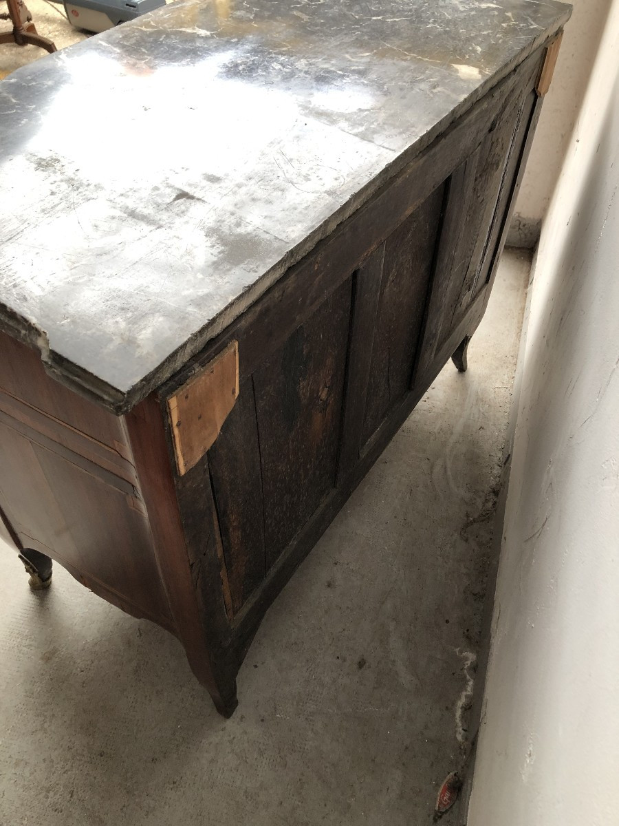 COMMODE A RESSAUT  EN MARQUETERIE XVIII EME SIECLE EPOQUE TRANSITION  ESTAMPILLE  DE BUCHE-photo-4