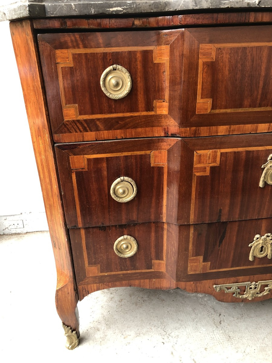 COMMODE A RESSAUT  EN MARQUETERIE XVIII EME SIECLE EPOQUE TRANSITION  ESTAMPILLE  DE BUCHE-photo-1