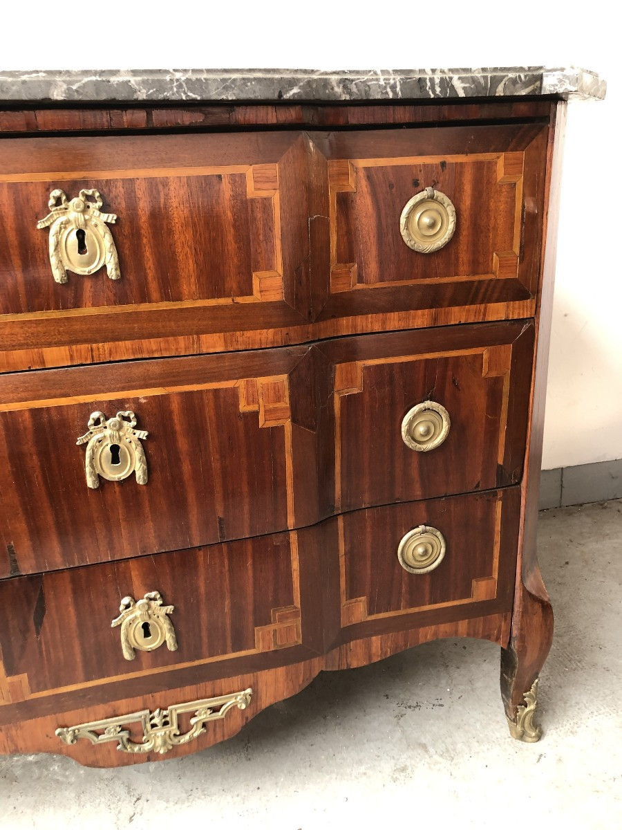 COMMODE A RESSAUT  EN MARQUETERIE XVIII EME SIECLE EPOQUE TRANSITION  ESTAMPILLE  DE BUCHE-photo-3