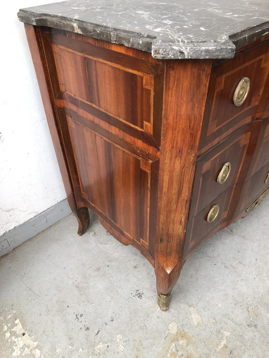 COMMODE A RESSAUT  EN MARQUETERIE XVIII EME SIECLE EPOQUE TRANSITION  ESTAMPILLE  DE BUCHE-photo-4
