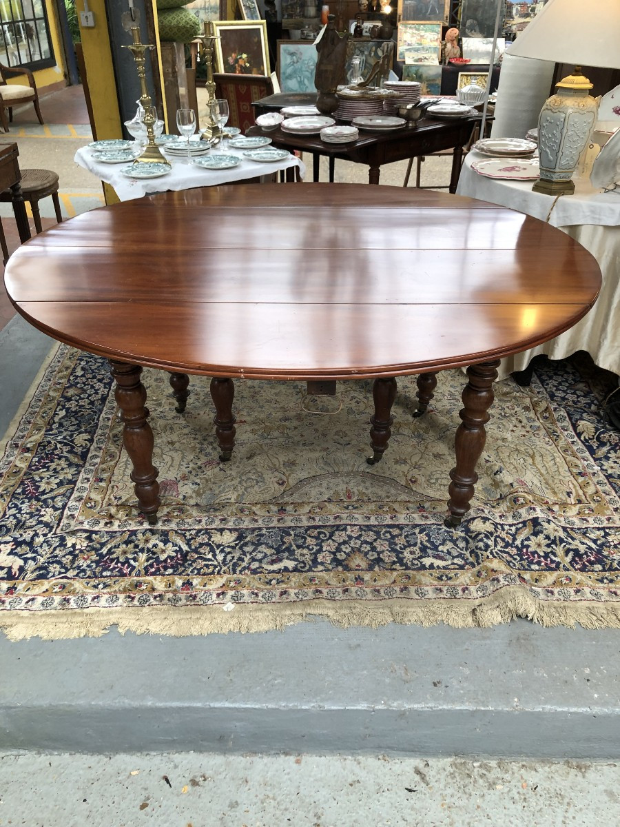 Six-legged Mahogany Dining Table, Louis Philippe Period, 19th Century 
