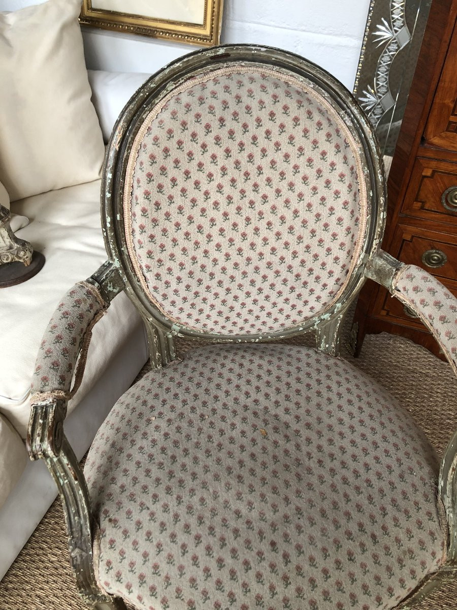 18th Century Medallion Armchair -photo-2