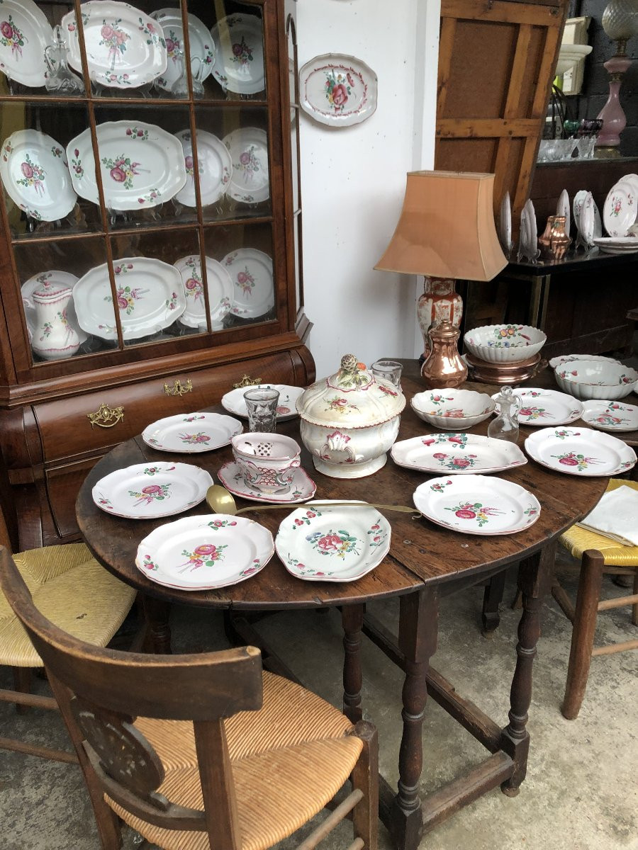 PARTIE DE SERVICE DE TABLE EN FAIENCE EST DE LA FRANCE STRASBOURG FIN DU XVIII EME SIECLE -photo-2