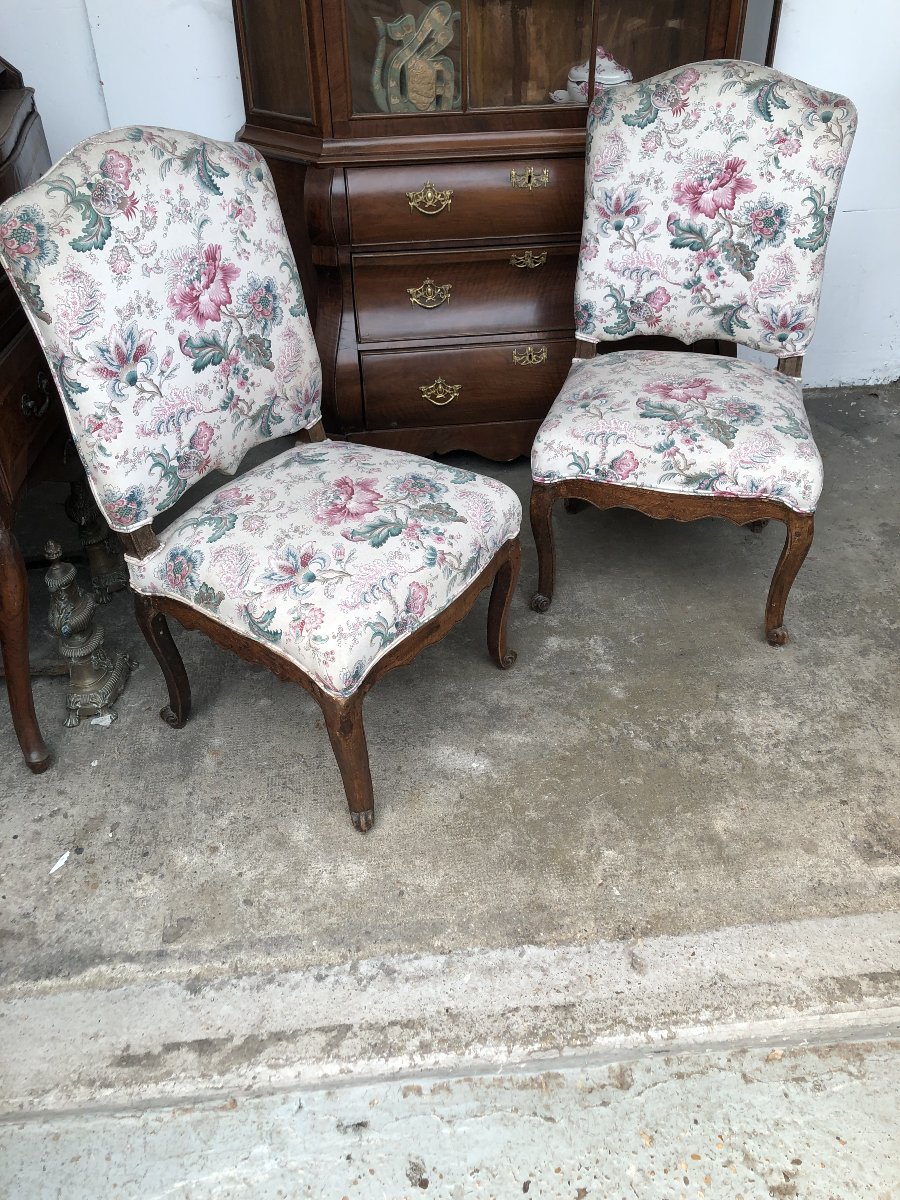 PAIRE DE CHAISES EPOQUE  REGENCE OU LOUIS XV  XVIII EME SIECLE BON ETAT 