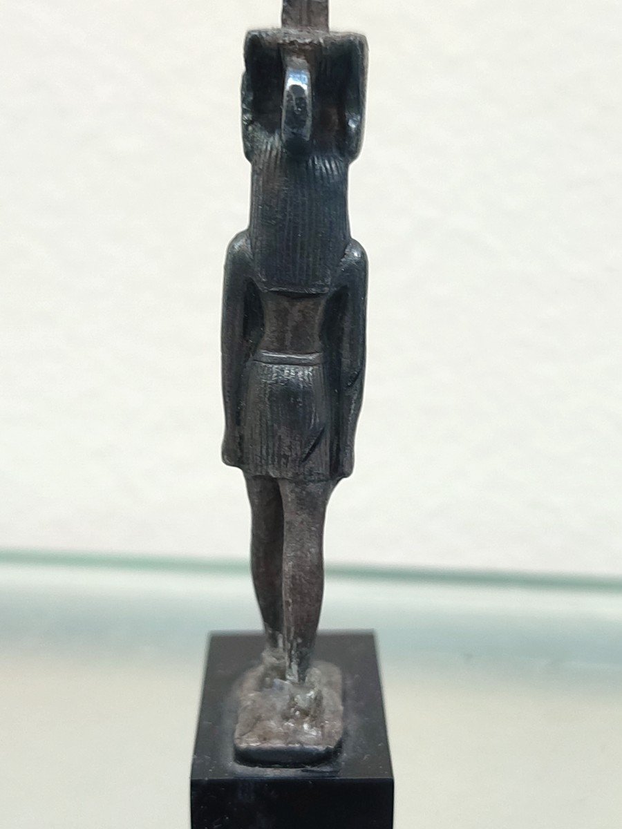 Egypte. Amulette Nefertoum.  Epoque Saite-photo-3