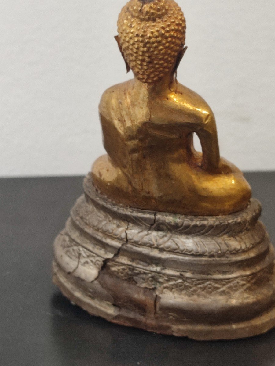Bouddha Thai en or . 17 ème Siècle -photo-2