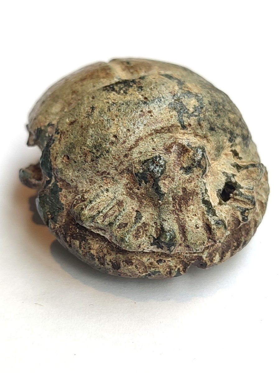 Button Scarab. Ptolemaic Egypt. 4th Century Bc-photo-1
