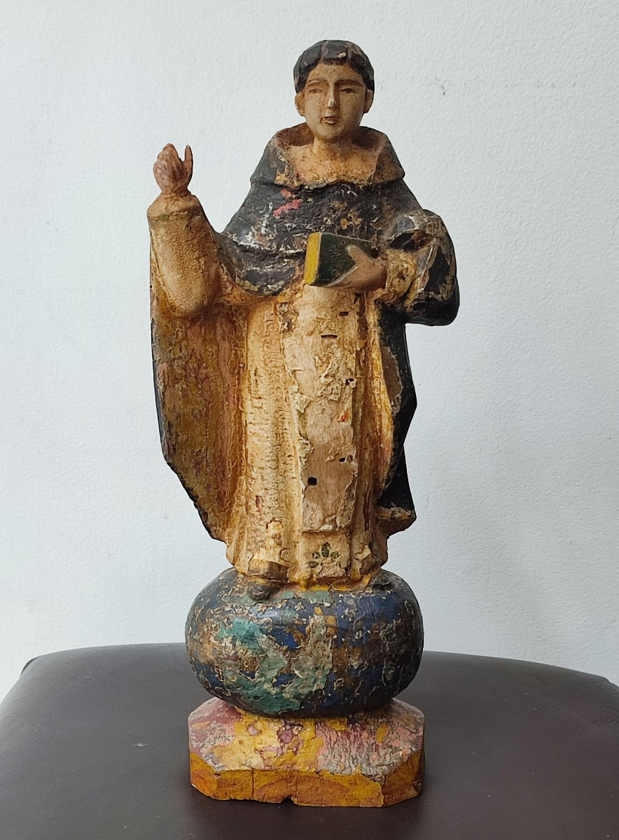 Un moine. Sculpture indo-portugaise. 18 ème siècle 