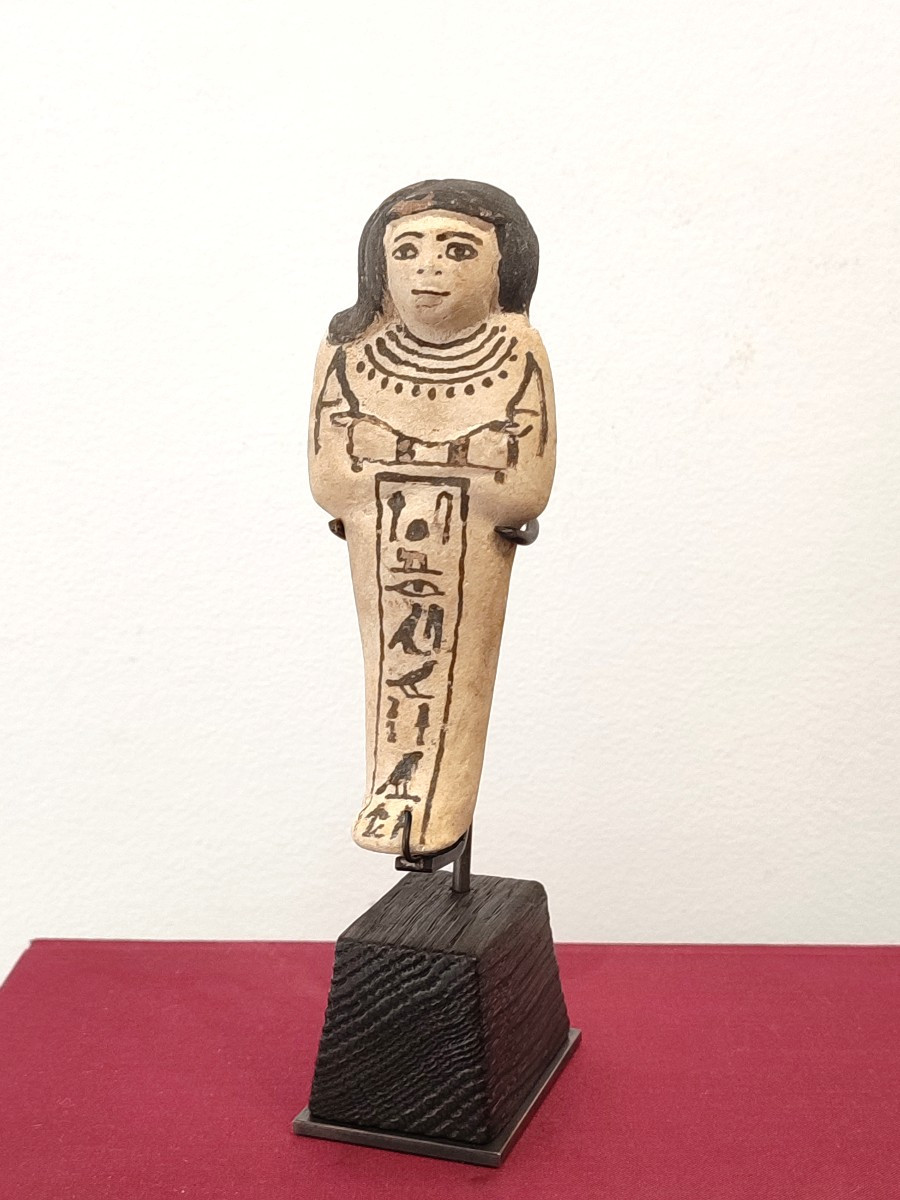 Oushebti au nom de Hori. Egypte du Nouvel Empire.