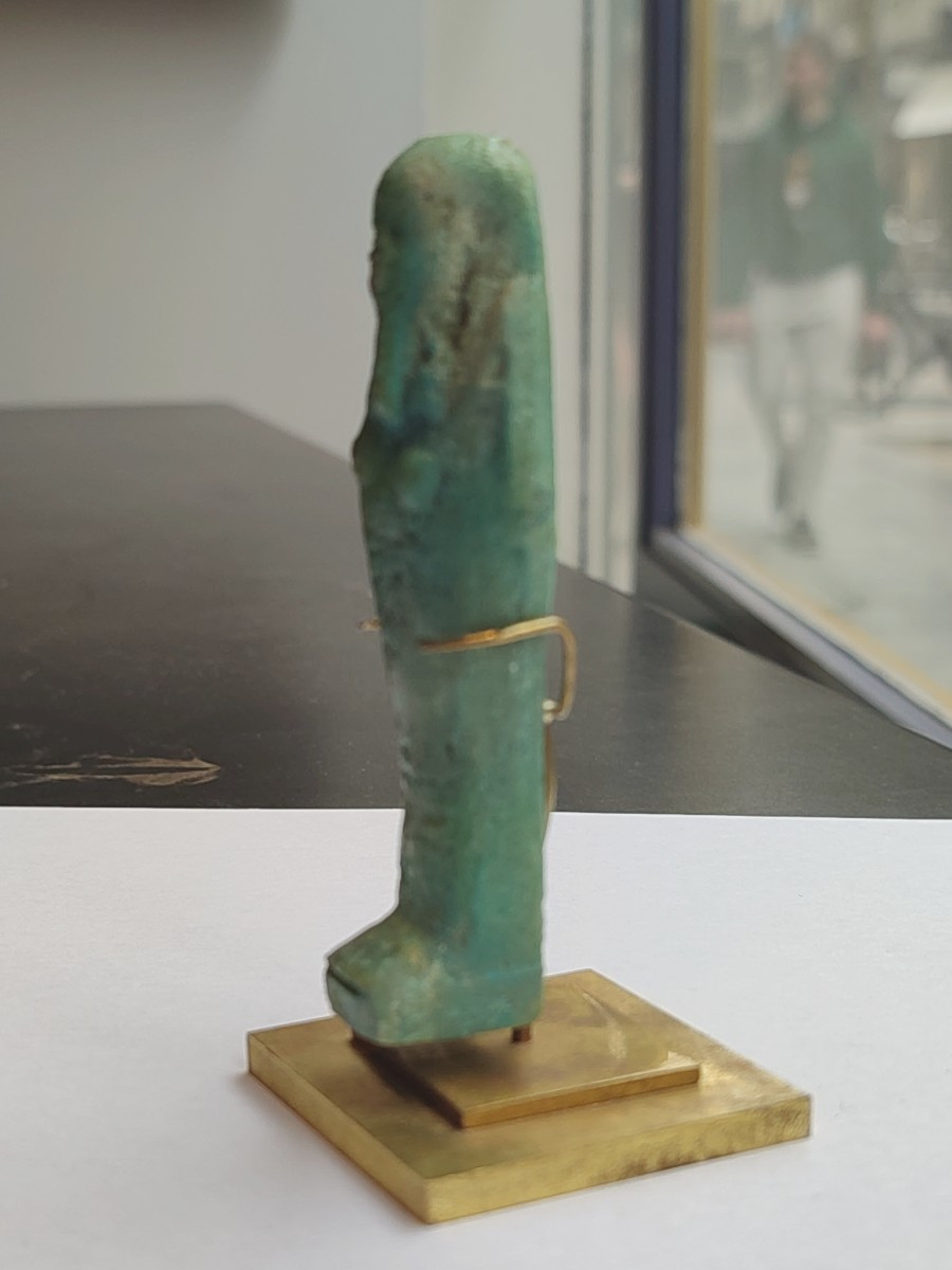 Fritted Ushabti. Late Egyptian Period.-photo-3