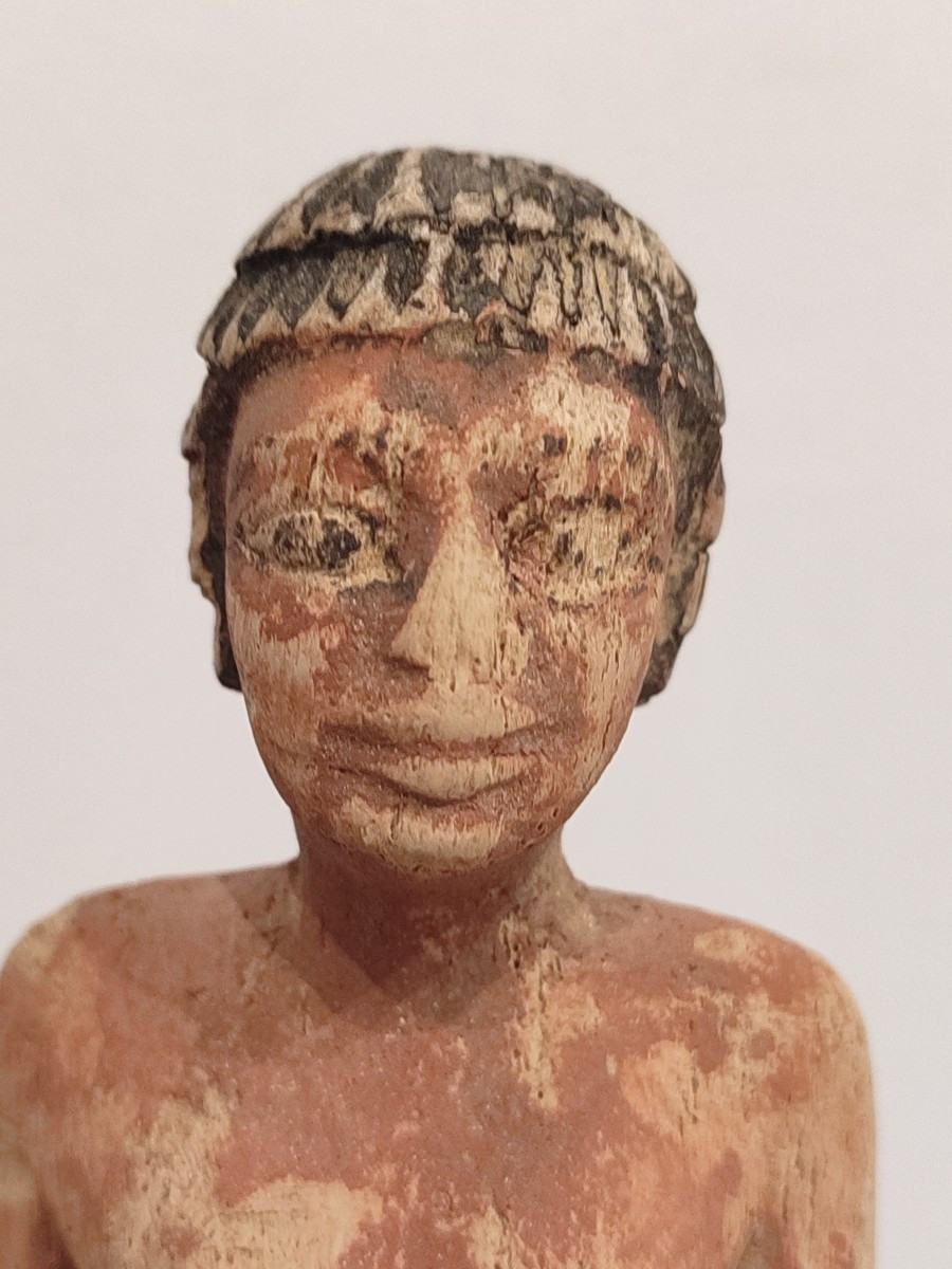 Personnage masculin de barque funéraire. Egypte Ancien Empire.-photo-2